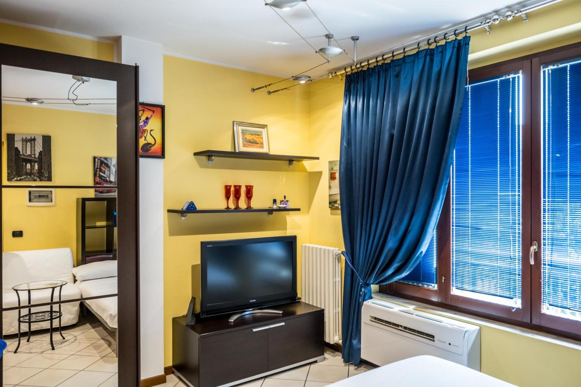 מילאנו Cozy Suite Rogoredo Apartment Next To The Metro And Train Station מראה חיצוני תמונה