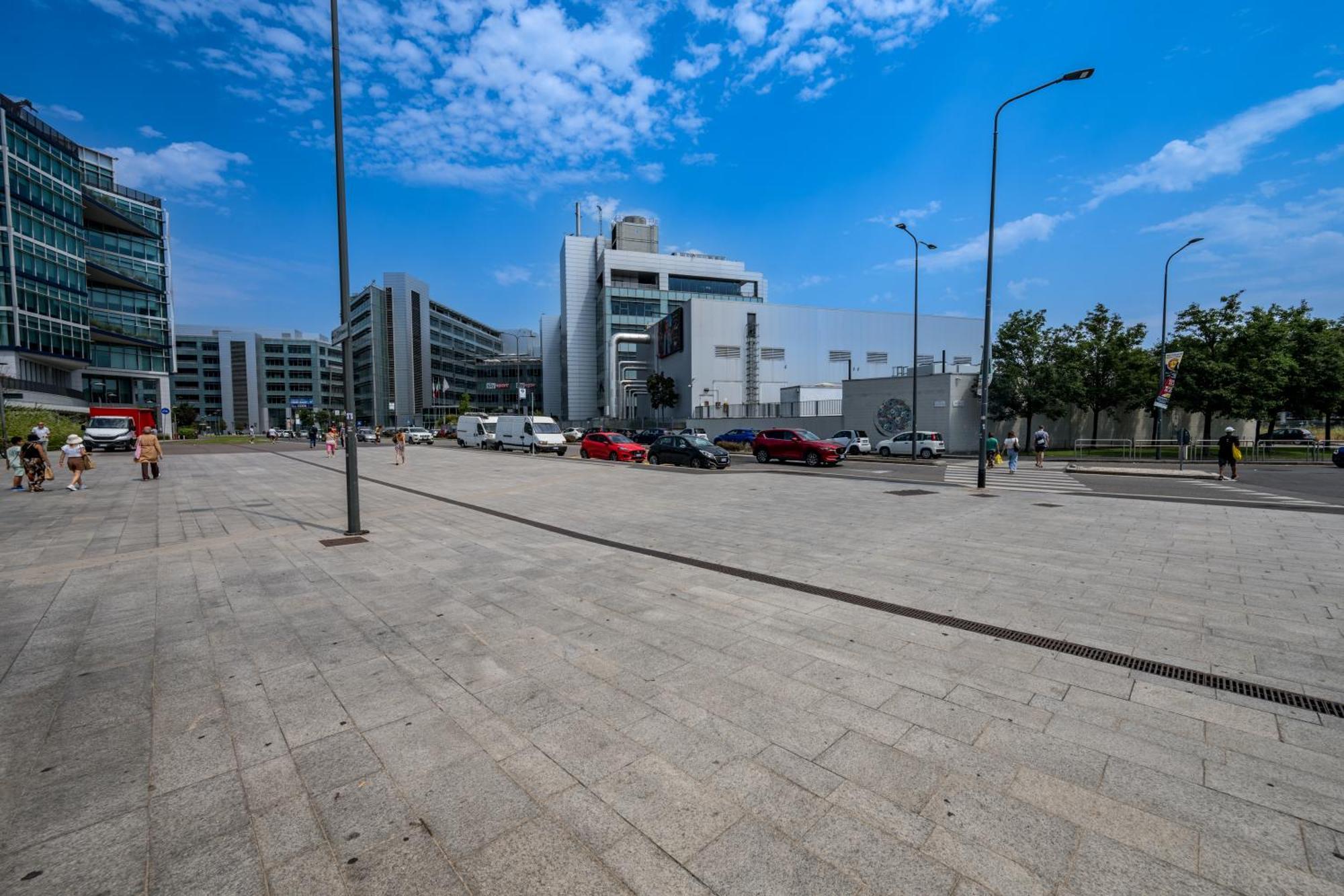 מילאנו Cozy Suite Rogoredo Apartment Next To The Metro And Train Station מראה חיצוני תמונה