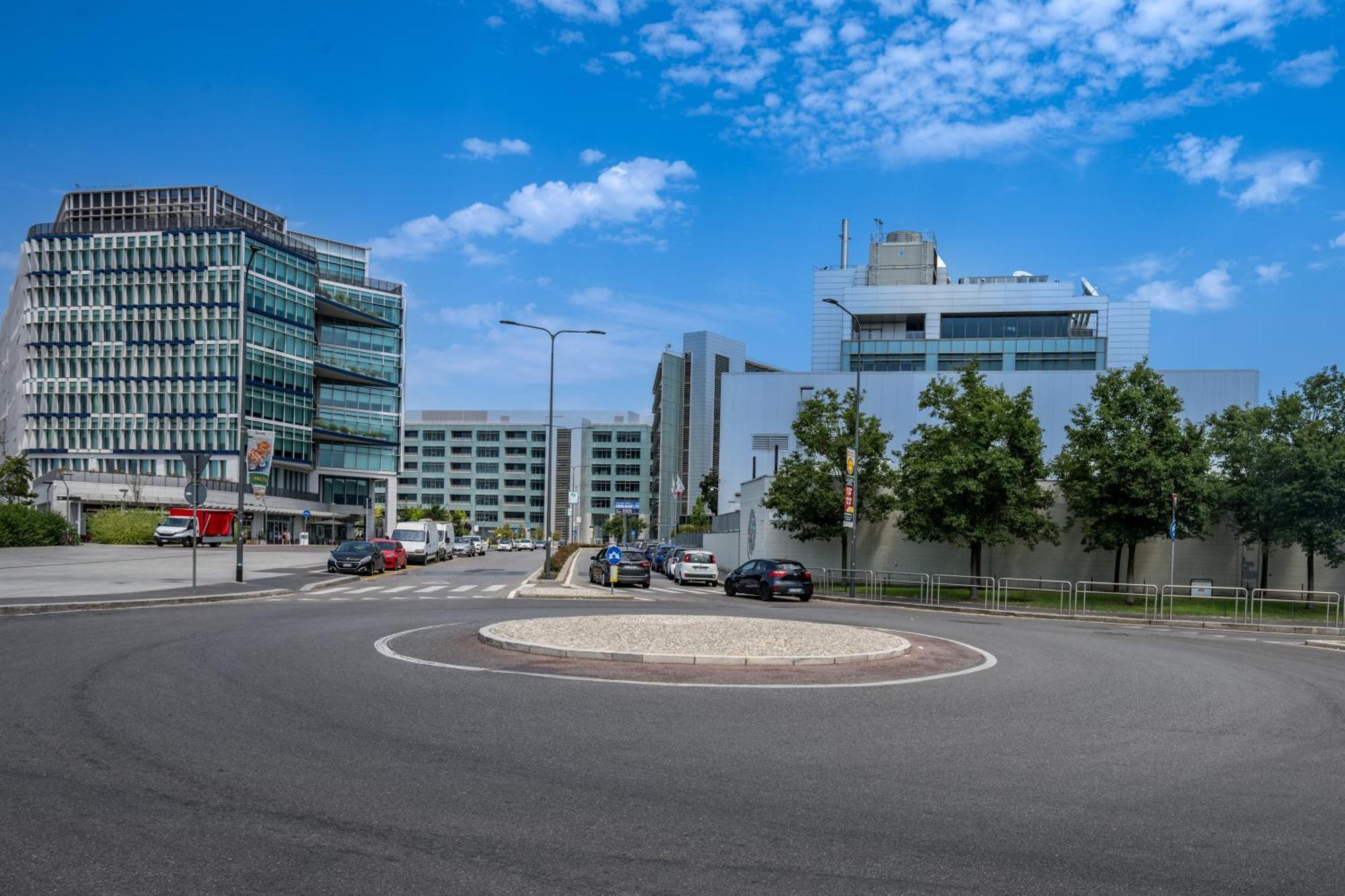 מילאנו Cozy Suite Rogoredo Apartment Next To The Metro And Train Station מראה חיצוני תמונה