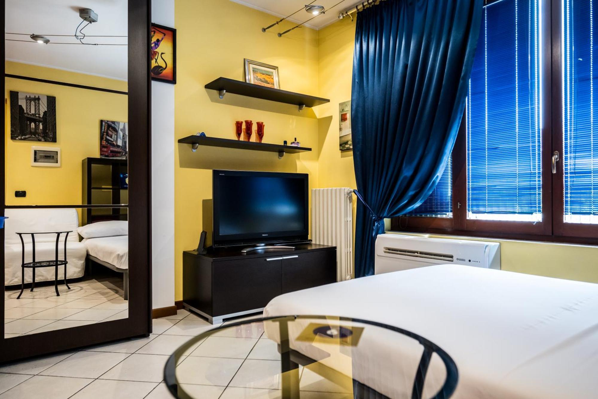 מילאנו Cozy Suite Rogoredo Apartment Next To The Metro And Train Station מראה חיצוני תמונה